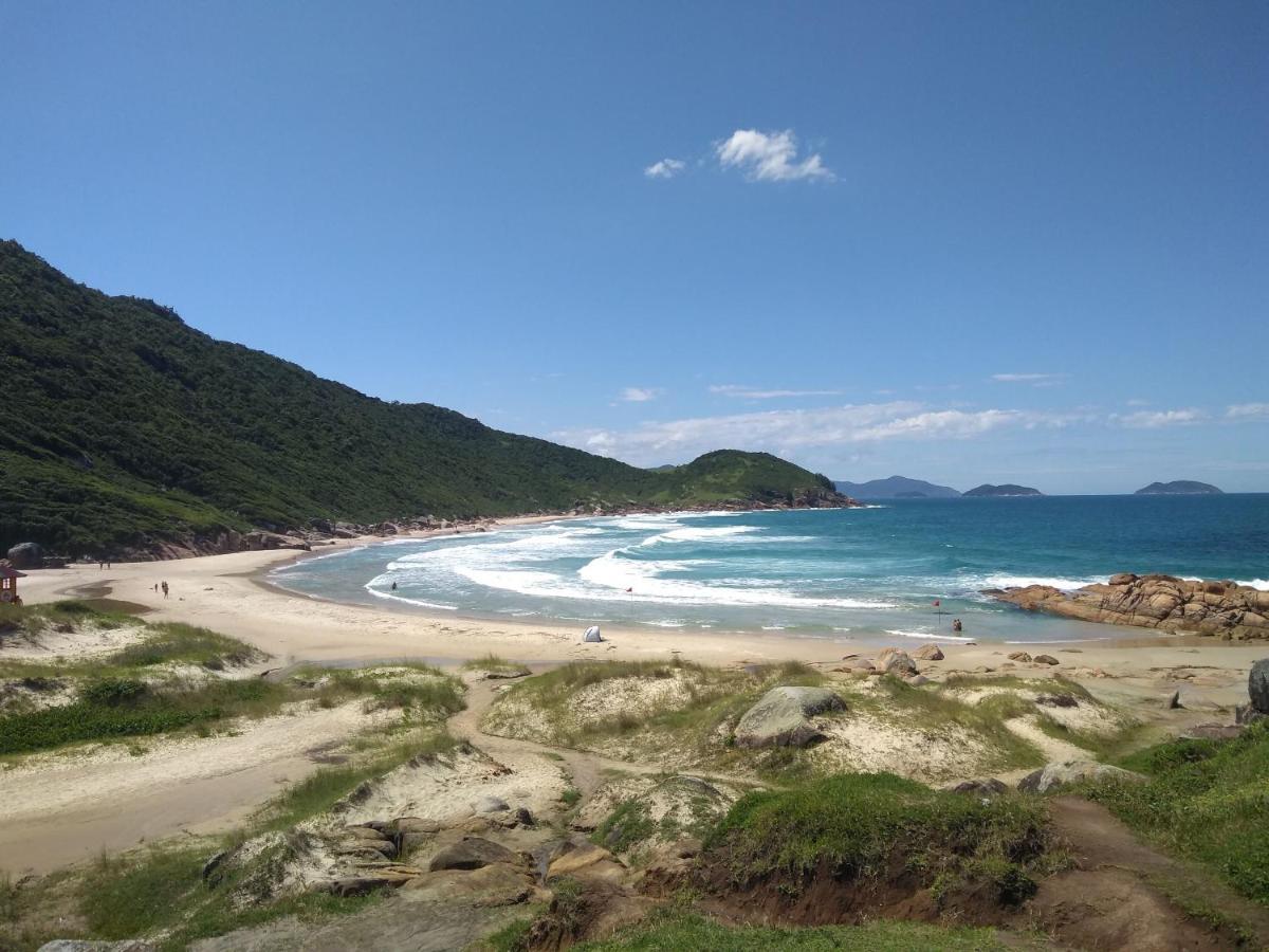 Genesis Beach Hostel! Quartos Compartilhados E Privativos Na Pinheira 帕罗卡 外观 照片