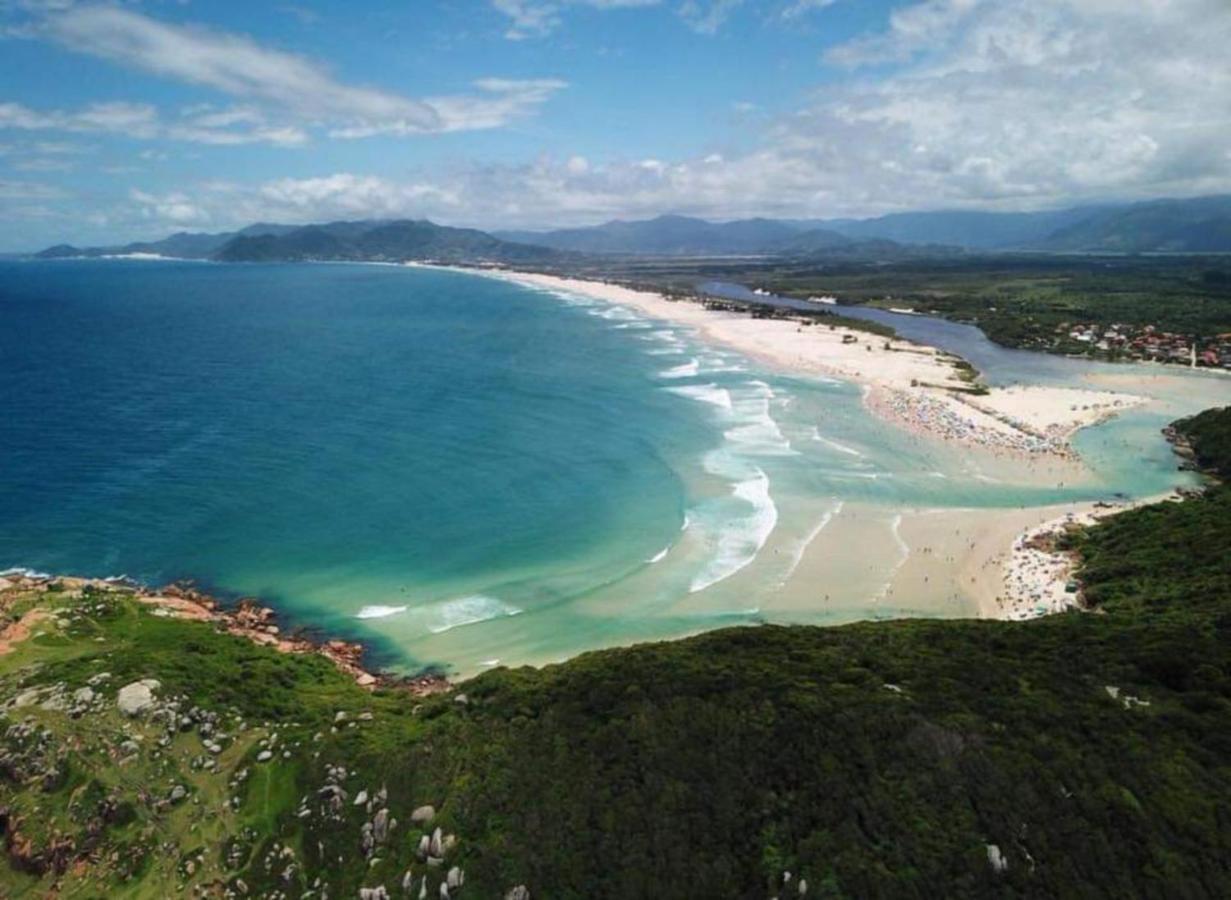 Genesis Beach Hostel! Quartos Compartilhados E Privativos Na Pinheira 帕罗卡 外观 照片