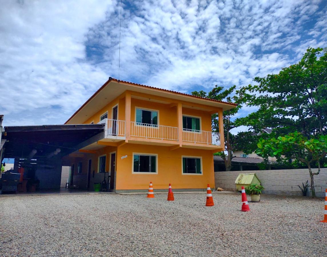 Genesis Beach Hostel! Quartos Compartilhados E Privativos Na Pinheira 帕罗卡 外观 照片