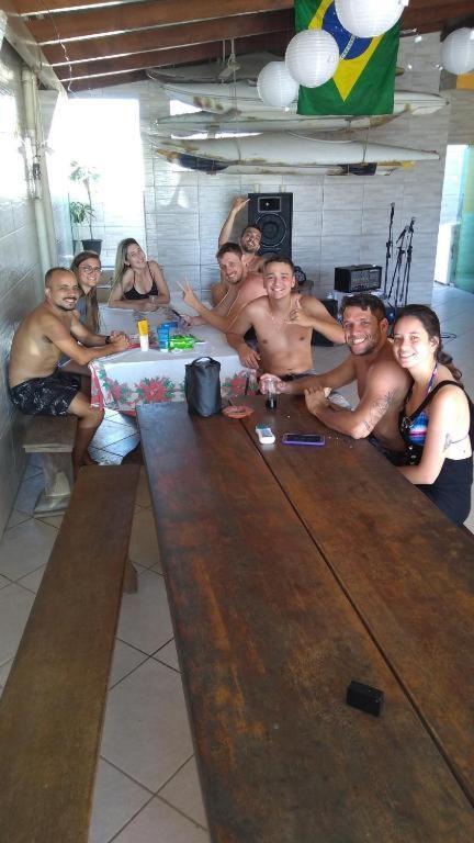 Genesis Beach Hostel! Quartos Compartilhados E Privativos Na Pinheira 帕罗卡 外观 照片