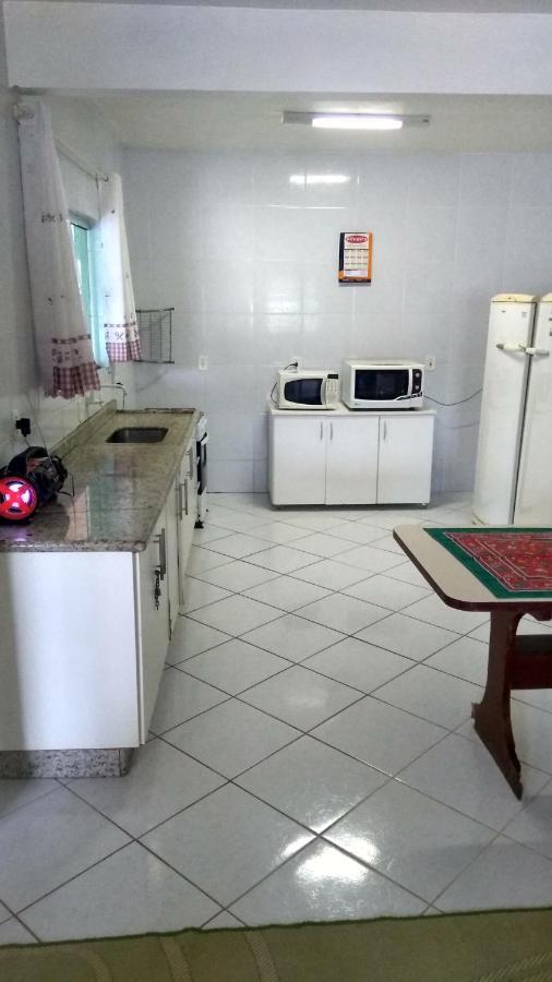 Genesis Beach Hostel! Quartos Compartilhados E Privativos Na Pinheira 帕罗卡 外观 照片